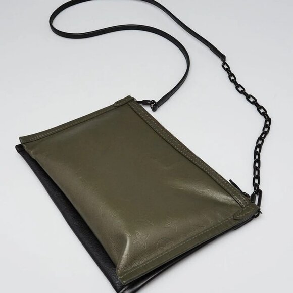 Louis Vuitton Black/Green Monogram Shadow Embossed Leather Double Flat - Picture 3 of 12